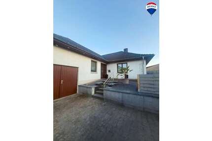 Haus zum Kaufen in Oerlinghausen 385.000,00 € 100 m²