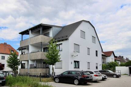 Moderne 3-Zimmerwohnung mit Balkon im Niedrigenergiehaus! - Landshut Wolfgang