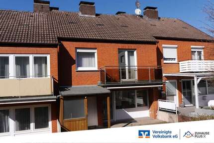 Haus zum Kaufen in Nieheim 129.000,00 € 94 m²