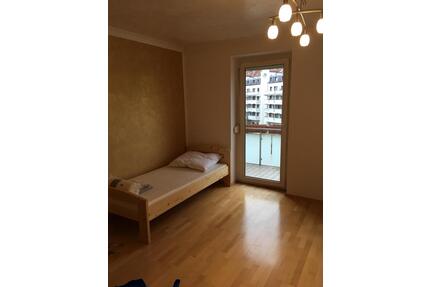 Eine Einzelzimmer (WG-Keine Wohung) - München Ludwigsvorstadt-Isarvorstadt