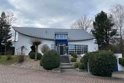 Haus zum Kaufen in Saarlouis Picard 749.000,00 € 275 m² - Saarlouis / Picard