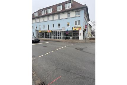 Laden Büro Gewerbeflächen - 2.700,00&nbsp;EUR Kaltmiete, ca.&nbsp; 10,00&nbsp;m&sup2; in Deggendorf (PLZ: 94469)