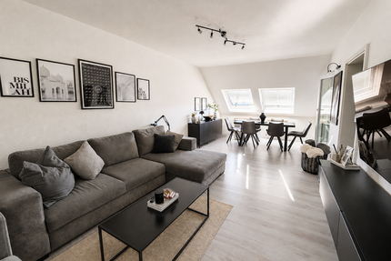 Kapitalanlage oder Invest für die Zukunft! 3 Zimmer ETW. mit Loggia & PkW Stellplatz ! - Dietzenbach