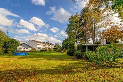 Haus zum Kaufen in Leverkusen 2.500.000,00 € 510 m²