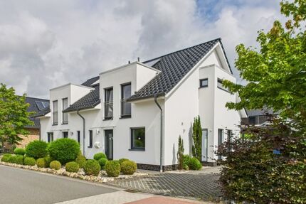 Außergewöhnliches Haus Wohnung über 2 Etagen in ruhiger Lage von Metjendorf-Oldenburg, KFW 70-ModernCarportGarten Wohnen am Rande von Oldenburg - Wiefelstede / Metjendorf