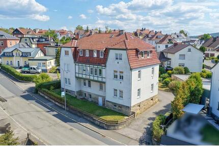 Charmante 3-Zimmer-Altbauwohnung mit Einbauküche und Stellplatz in Rödental