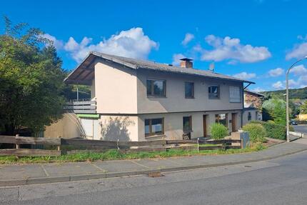 Einfamilienhaus mit Einliegerwohnung, Wohnhaus mit 2 Wohnungen - Rheinbach
