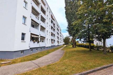 Wohnung zum Mieten in Schwerin 405,00 € 58.3 m²