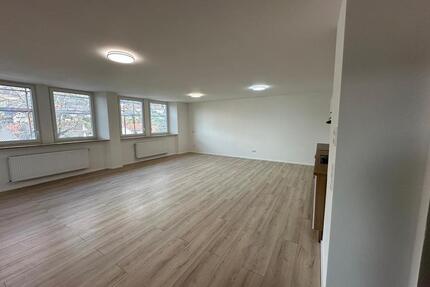 Kernsanierte 3 Zimmer Wohnung in Boxtal - Freudenberg