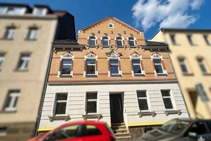 Neu saniertes Denkmal-Mehrfamilienhaus mit 4 Wohneinheiten & Terrassen in zentraler Lage von Hartha