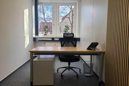 Moderner, möblierter Büroraum 5 in Hamburg-Lokstedt - flexibel & All-Inclusive