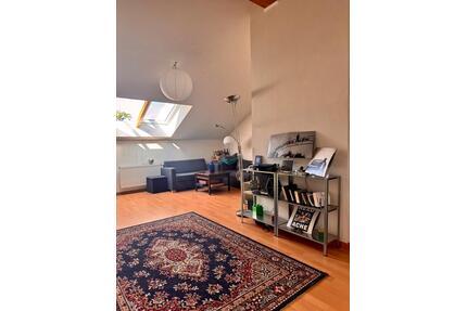 Dachgeschosswohnung - 550,00&nbsp;EUR Kaltmiete, ca.&nbsp; 44,00&nbsp;m&sup2; in Wasserburg am Inn (PLZ: 83512)