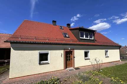 Haus zum Kaufen in Erbendorf 237.000,00 € 129 m²