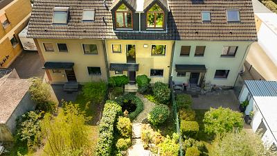 PLATZWUNDER MIT GARTENIDYLLE & KAMIN-CHARME - Dortmund
