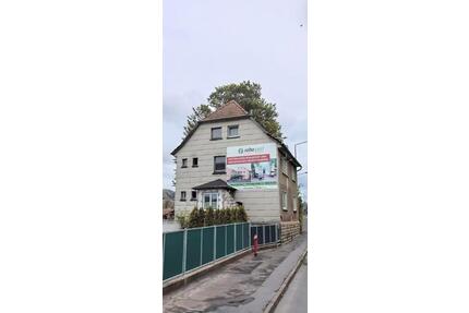 Dreifamilienhaus - 54.999,00&nbsp;EUR Kaufpreis, ca.&nbsp; 148,00&nbsp;m&sup2; in Zella-Mehlis (PLZ: 98544)