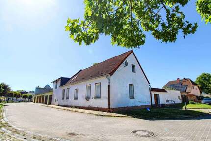 Haus zum Kaufen in Bördeland 50.000,00 € 80 m²
