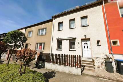 Haus zum Kaufen in Lößnitz 69.000,00 € 105 m²