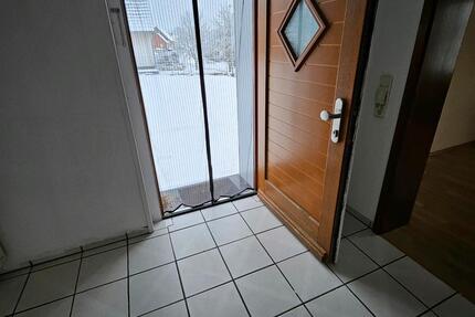 Schönes gepflegtes Haus mit Terrasse, Garten und Carport - Bad Arolsen