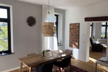 Helle, geräumige und kernsanierte 4-Zimmer Altbauwohnung in Düsseldorf-Golzheim