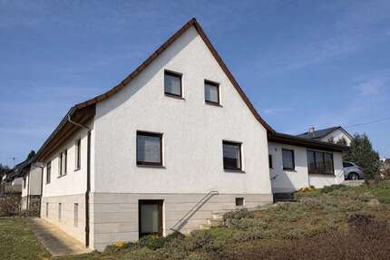 Haus zum Kaufen in Aspach 495.000,00 € 192.64 m²