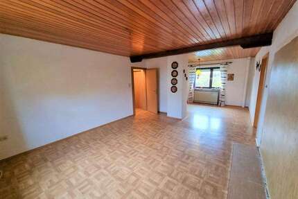 Haus zum Kaufen in Pirmasens 139.000,00 € 196 m²