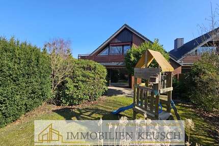 Haus zum Kaufen in Achim 350.000,00 € 181.89 m²