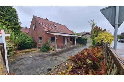 Einfamilienhaus mit großem Grundstück in Schortens-Heidmühle
