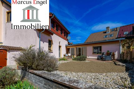 Haus zum Kaufen in Biesenthal 350.000,00 € 197.22 m²