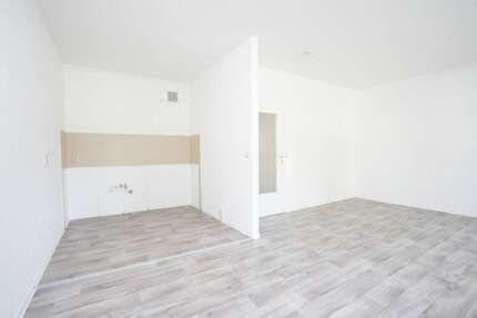 Wohnung zum Mieten in Chemnitz 311,15 € 57.62 m²