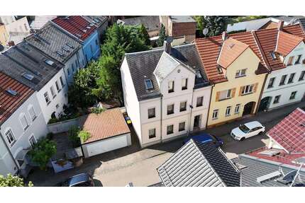 Haus zum Kaufen in Crimmitschau 129.990,00 € 150 m²