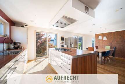 Haus zum Kaufen in Odelzhausen 998.800,00 € 181.15 m²