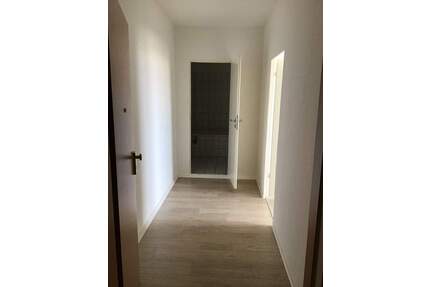 Nachmieter gesucht - 306,00&nbsp;EUR Kaltmiete, ca.&nbsp; 42,10&nbsp;m&sup2;&nbsp;Wohnfl&auml;che in Brandenburg an der Havel (PLZ: 14772) Hohenstücken