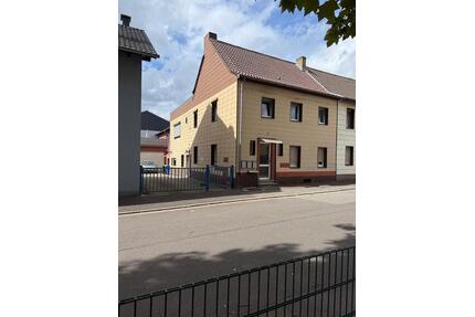 3 Familien Haus zu verkaufen (Völklingen Stadtmitte)