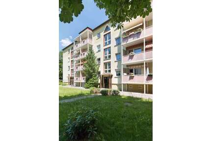 Wohnung zum Mieten in Hoyerswerda 360,00 € 60.12 m²