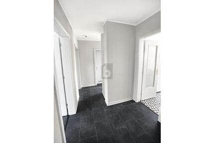 TRAUMWOHNEN IM GRÜNEN - 780,00&nbsp;EUR &nbsp;pro&nbsp; Monat Kaltmiete, ca.&nbsp; 67,00&nbsp;m&sup2;&nbsp;Wohnfl&auml;che in Neumünster (PLZ: 24536)