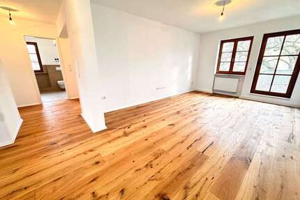 Wohnung zum Kaufen in Heßdorf 319.000,00 € 77.12 m²