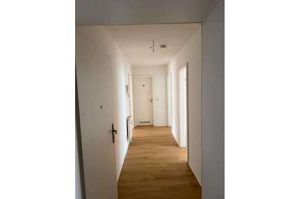 Wohnung zum Mieten in Schwerin 685,50 € 68.55 m²