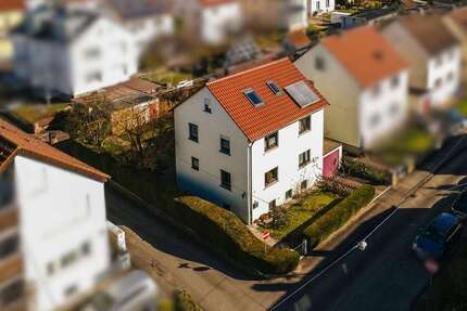 Haus zum Kaufen in Esslingen am Neckar 480.000,00 € 142 m²