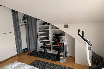 Schöne Wohnung in Ginsheim - 950,00&nbsp;EUR Kaltmiete, ca.&nbsp; 65,00&nbsp;m&sup2; in Rüsselsheim am Main (PLZ: 65428)