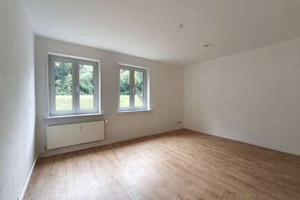 Wohnung zum Mieten in Zeitz 321,00 € 56.3 m²