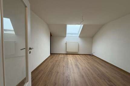 Wohnung zum Mieten in Aichen 575,00 € 75 m²