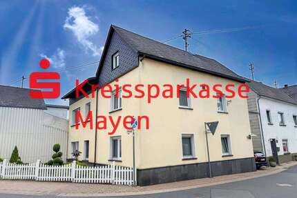 Haus zum Kaufen in Ettringen 269.000,00 € 197 m²