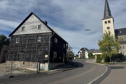 Historisches Wohnhaus in zentraler Lage direkt vom Verkäufer - Hundsangen