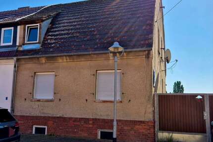 Haus zum Kaufen in Osternienburger Land 29.500,00 € 95 m²