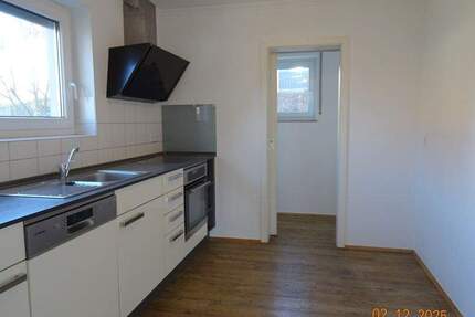 Moderne 3,5-Zimmer-Wohnung mit Balkon und Aufzug - stilvoll wohnen im Herzen von Hüttlingen