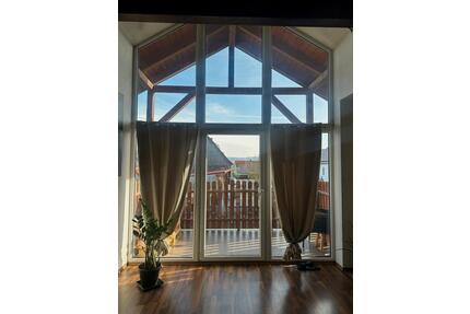 Freistehendes EFH mit ELW und Garage mit Grube - Altenstadt an der Waldnaab