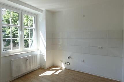 ** Modernisierte EG Wohnung mit Loggia im begehrten Luisenhof ** - Essen Stadtbezirk III