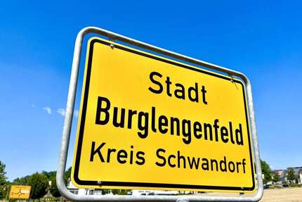 Grundstück zu verkaufen in Burglengenfeld 259.000,00 € 589 m²