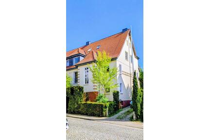Haus in zentraler Lage - 500.000,00&nbsp;EUR Kaufpreis, ca.&nbsp; 280,00&nbsp;m&sup2; in Bad Salzdetfurth (PLZ: 31162)