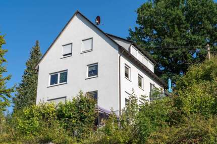 Haus zum Kaufen in Esslingen 750.000,00 € 257 m²